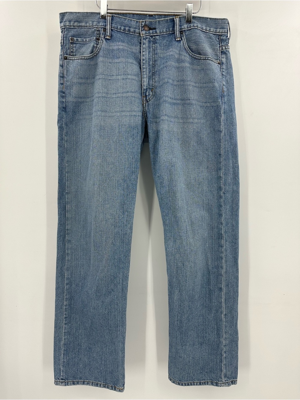 Levi's Men's Medium Wash 569 Straight Fit Jeans 36x34